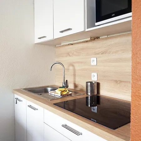 Beau Centre Avec Parking Privé *